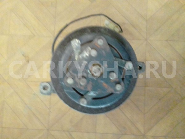 Компрессор кондиционера Daihatsu Atrai оригинальный номер 8832097201