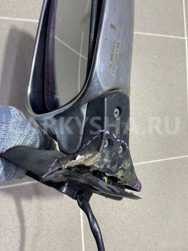 Зеркало переднее правое Nissan Cube 1999 г Nissan Cube 