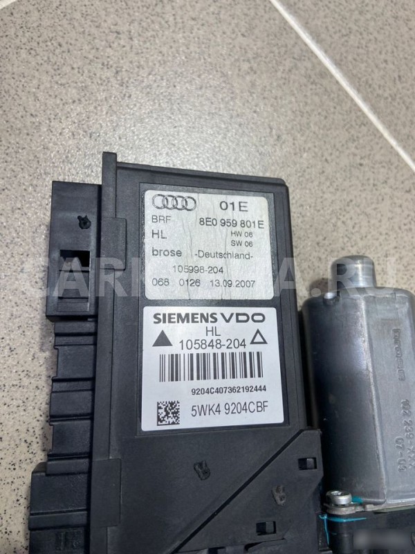 Стеклоподъемник задний левый Audi A4 2007 г Audi 200 оригинальный номер 8E0959801E