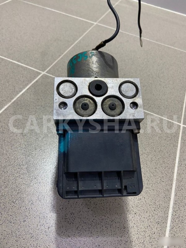 Блок ABS Nissan Laurel 2000 г Nissan Laurel оригинальный номер 47600AA000