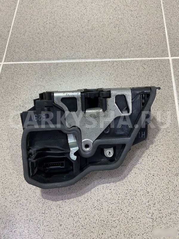 Замок двери задний левый BMW 745I E65 2002 BMW 7er оригинальный номер 7154629