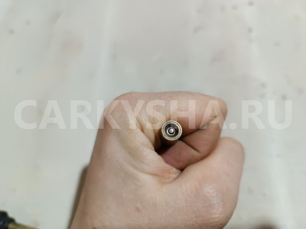 Форсунка инжекторная механическая Mercedes-Benz W124 оригинальный номер 0437502047