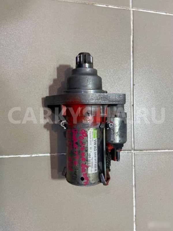 Стартер Volkswagen Jetta 2010 год Volkswagen Jetta оригинальный номер 0AM911023B