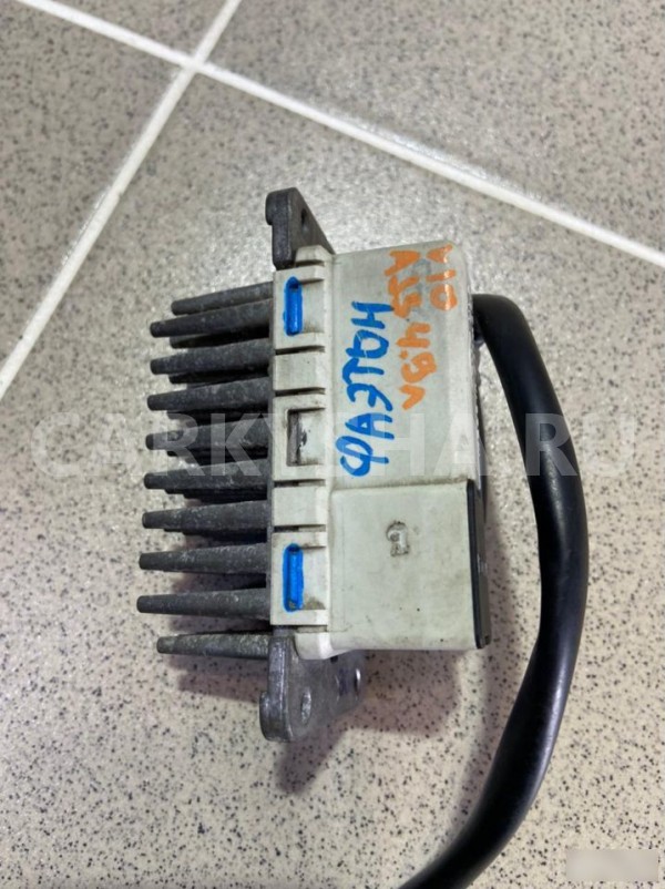 Реостат печки Volkswagen Phaeton 2006 Volkswagen Phaeton оригинальный номер 3D0907521A