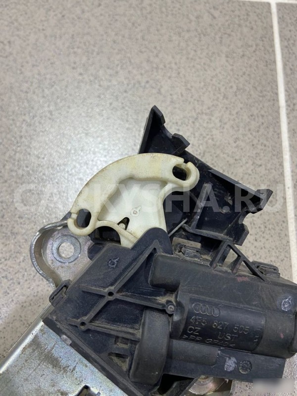 Замок багажника Audi A4 2007 г Audi 200 оригинальный номер 4F5827505