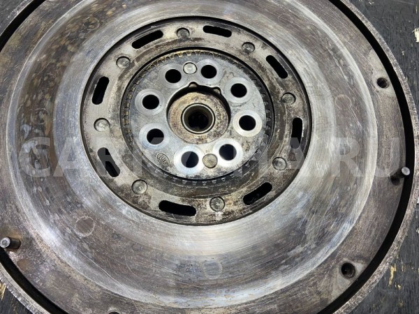 Маховик двухмассовый мкпп Аudi А6 2000 г. Audi 200 оригинальный номер DA177937