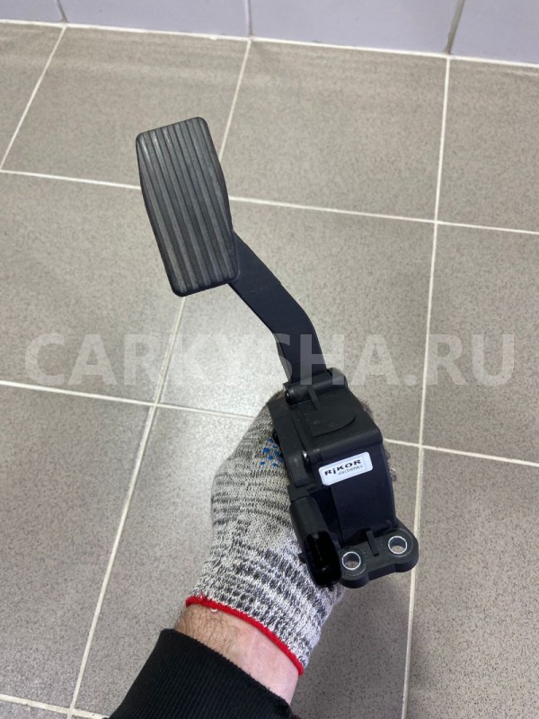 Педаль газа Lada Granta 2021 г. ВАЗ (Lada) Granta оригинальный номер 11183110850001