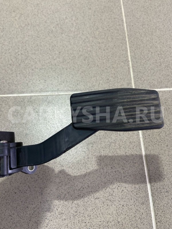 Педаль газа Lada Granta 2017 г. ВАЗ (Lada) Granta оригинальный номер 11183110850001