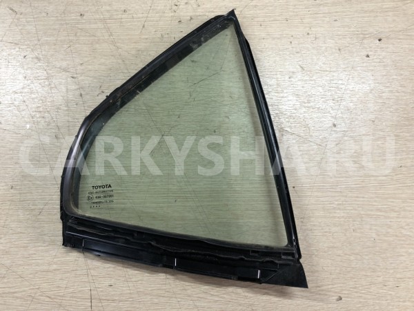 Стекло двери (форточка) заднее правое Toyota Camry VIII (XV70) оригинальный номер 68123-06270