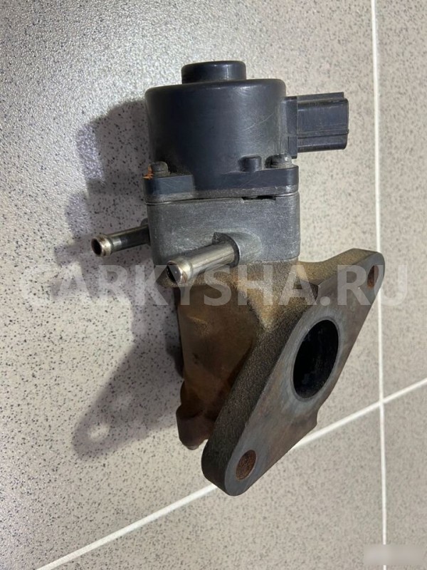 Клапан egr Nissan Laurel 2000 г Nissan Laurel 