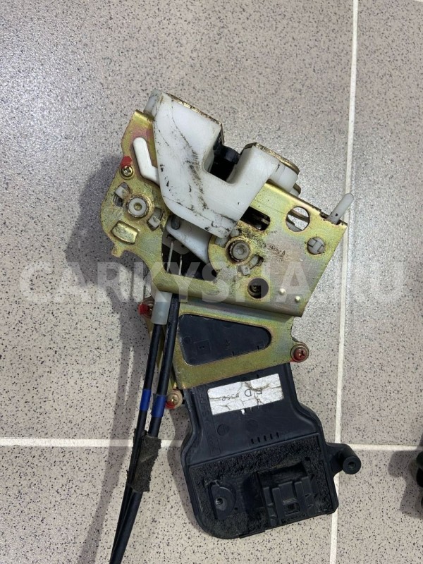 Замки дверей задних Mazda Demio 2005 г Mazda 2 оригинальный номер A95A97L