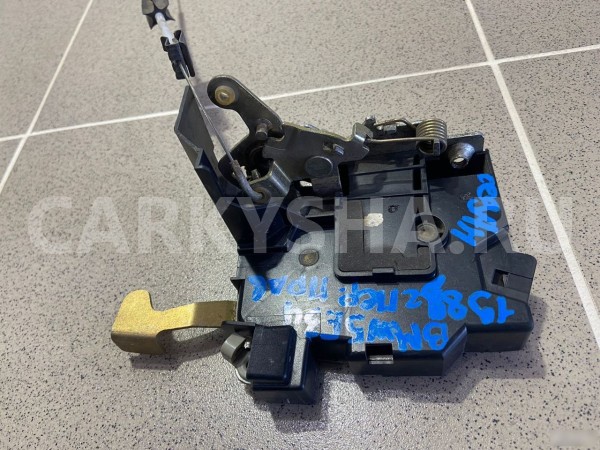 Замок двери передний правый BMW 525I 1989 г BMW 5er оригинальный номер 81047820