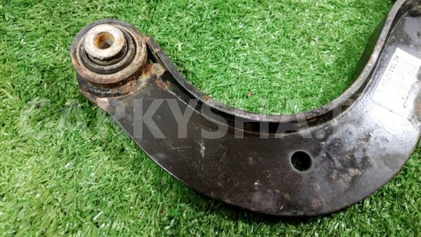 Рычаг подвески верхний задний Volkswagen Jetta 1K2 Volkswagen Jetta оригинальный номер 1K0505323N