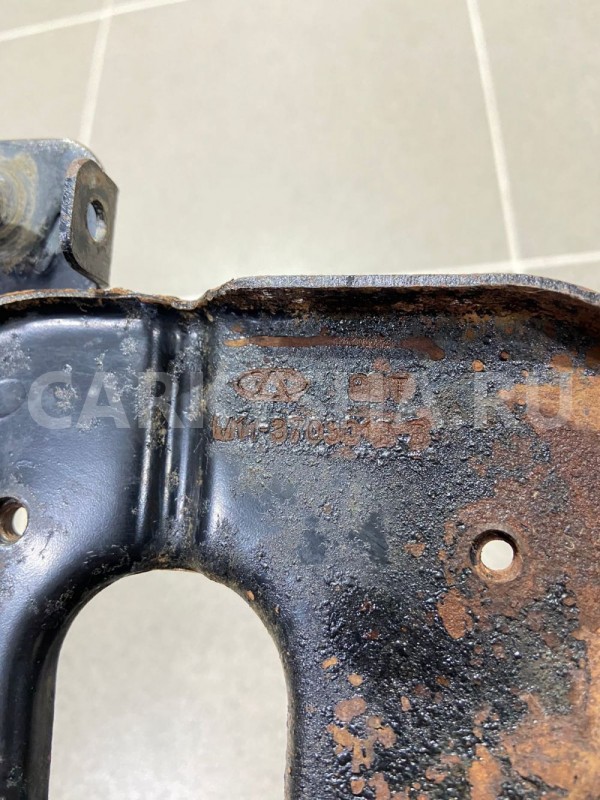 Площадка аккумулятора Chery M11 2010 г. Chery M11 (A3) оригинальный номер M113703011