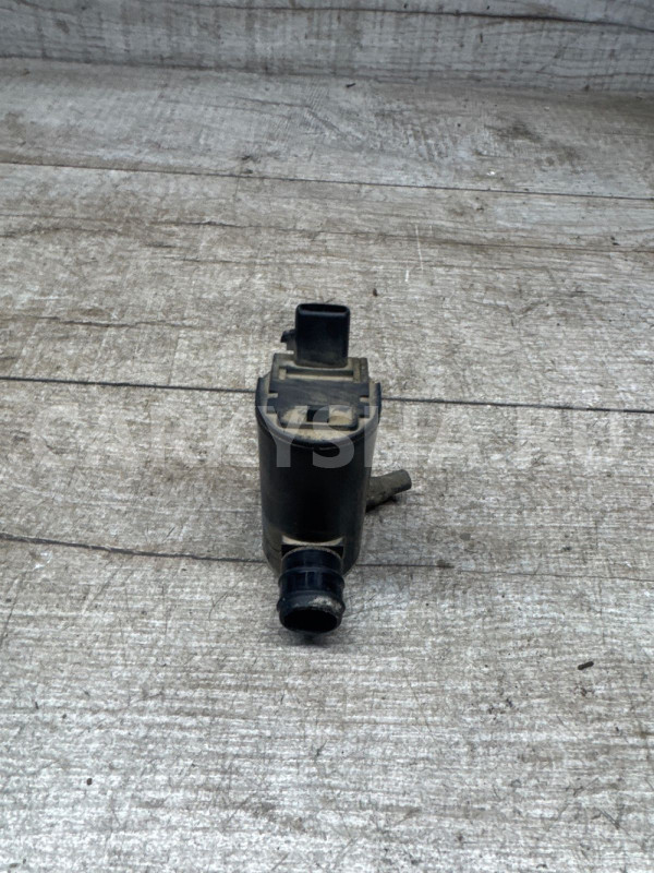 Моторчик насос омывателя Hyundai Kia задний Kia Picanto оригинальный номер 985102s100