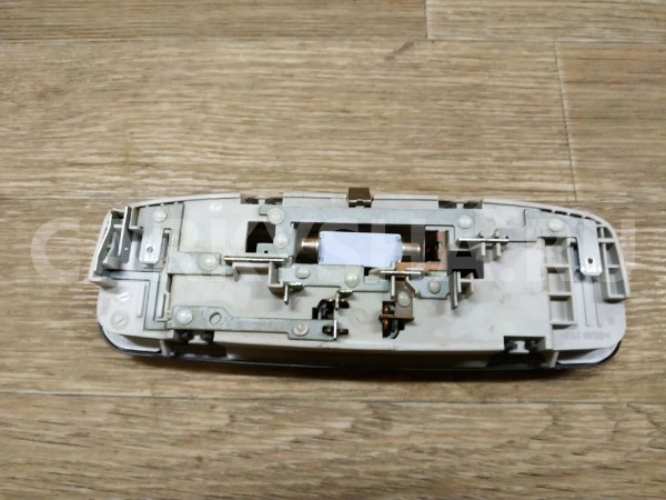 Плафон салонный Land Rover Freelander оригинальный номер 3S7A13776AB