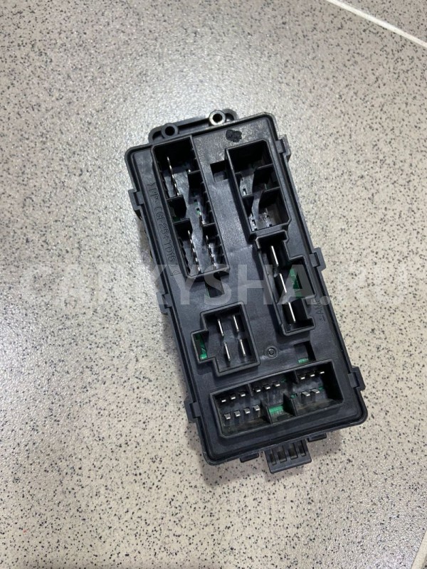 Блок предохранителей салонный Chery M11 2010 г. Chery M11 (A3) оригинальный номер 10344D