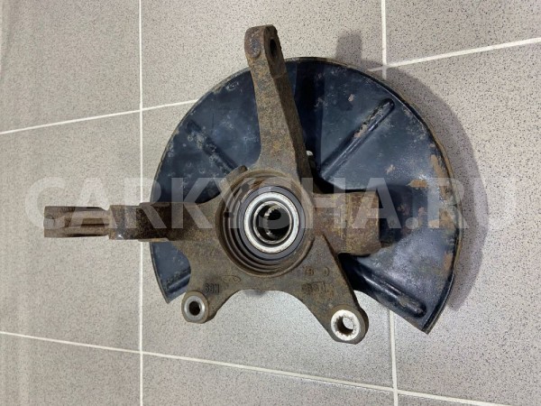 Кулак передний правый Chery M11 2010 г Chery M11 (A3) оригинальный номер 6GN0831