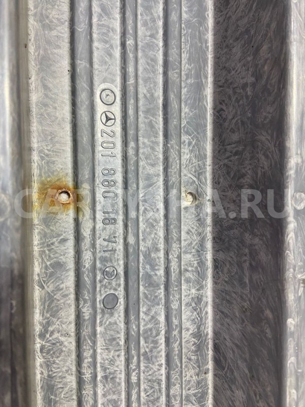 Усилитель заднего бампера Mercedes-Benz 190 (W201) Mercedes-Benz 190 (W201) оригинальный номер 2018801871