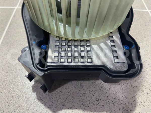 Моторчик печки (холодильника) BMW 760LI 2004 г BMW 7er 