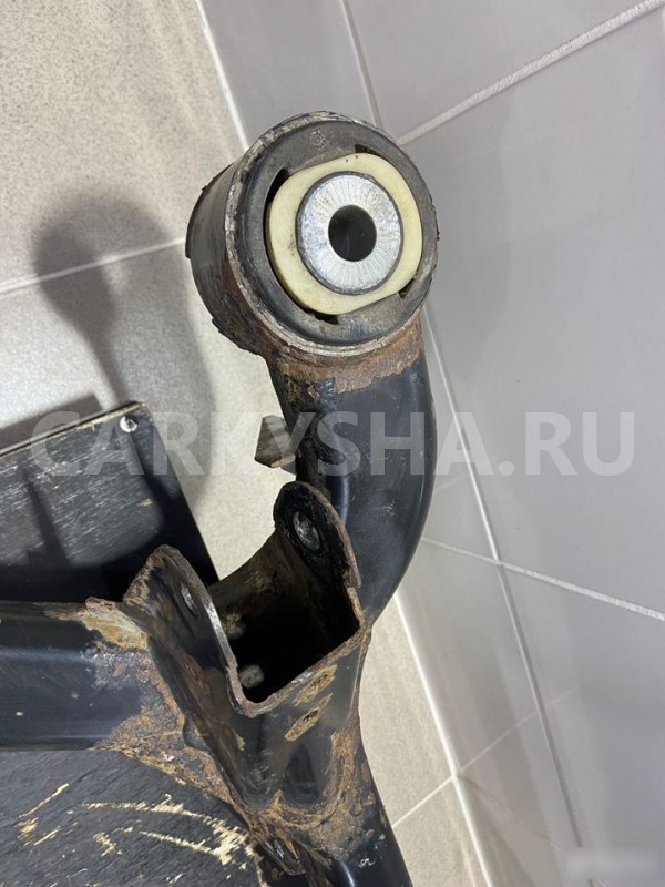 Подрамник задний Audi A4 2007 Audi 200 оригинальный номер 8E0505235