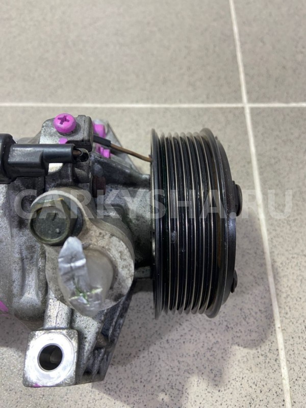 Компрессор кондиционера NISSAN CUBE Z12 HR15DE Nissan Cube оригинальный номер 926001KA1C