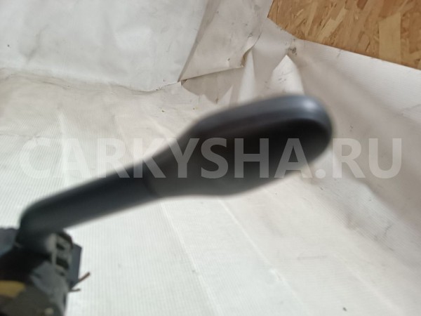 Переключатель подрулевой Volkswagen Passat оригинальный номер 357953503