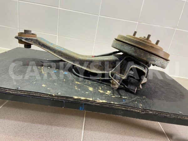 Рычаг задний правый Mitsubishi Mirage Dingo Mitsubishi Dingo 