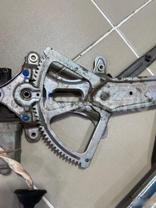 Стеклоподъемник передний правый Lexus GS300 1998г Lexus GS оригинальный номер 8571030340