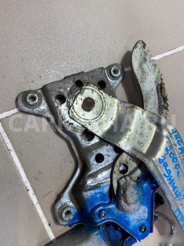 Стеклоподъемник задний правый Nissan March K11E Nissan March оригинальный номер 8221002700