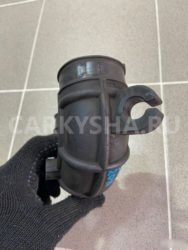 Патрубок воздушного фильтра Suzuki Swift K12B Suzuki Swift 