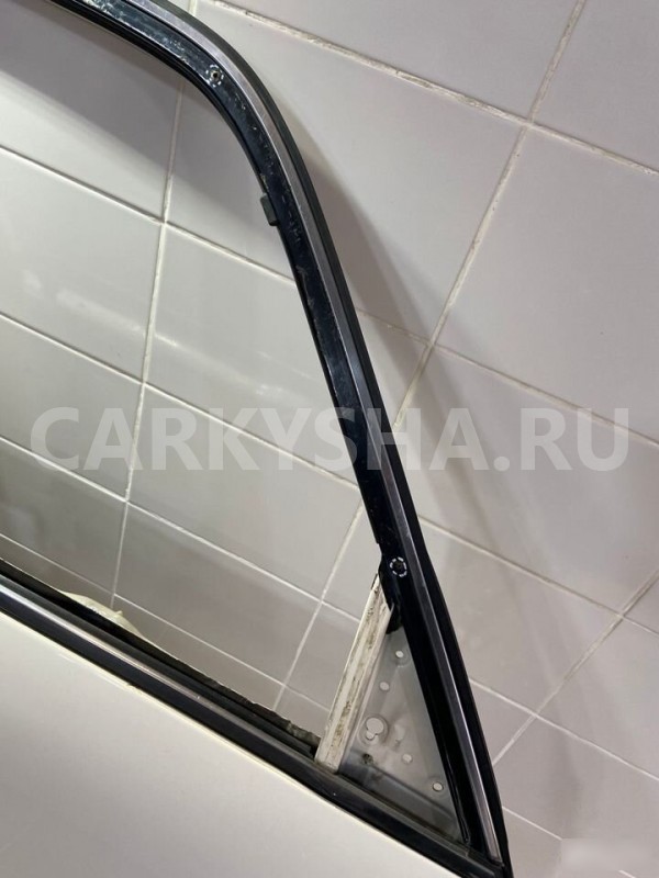 Дверь передняя правая Isuzu Bighorn 1994 г Isuzu Bighorn 