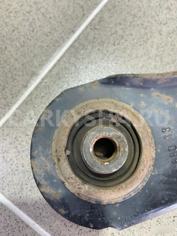 Рычаг передний левый Renault Megane II 2007 г Renault 20 