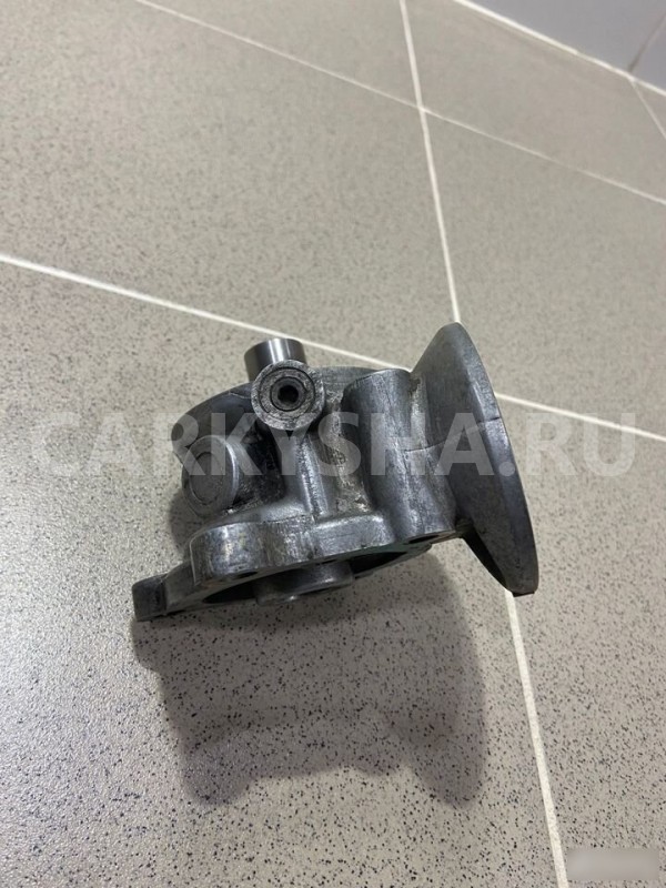 Корпус масленого фильтра Nissan Laurel 2000 Nissan Laurel 