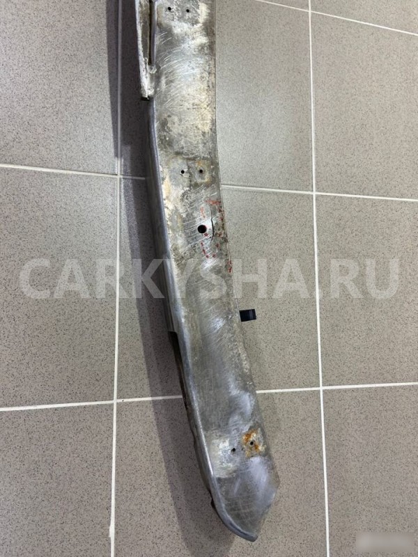 Усилитель бампера передний Jaguar-XJ 1993г Jaguar XJ оригинальный номер BEC16687