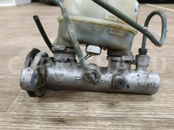 Цилиндр главный тормозной Nissan Presea оригинальный номер 460100M320