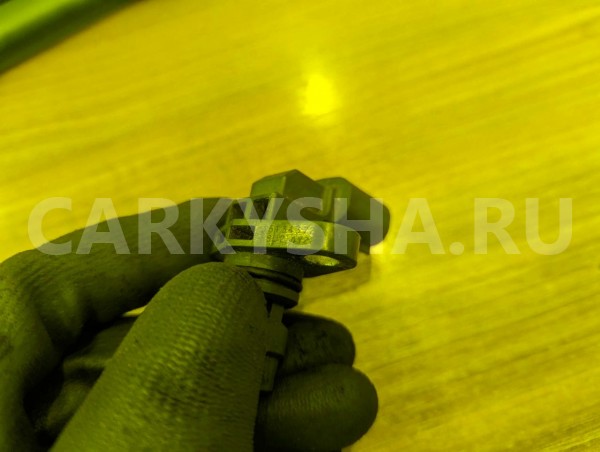 Датчик положения коленвала Suzuki Swift 