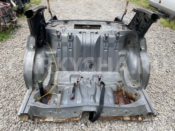 Задняя часть кузова Mercedes-Benz 190 (W201) Mercedes-Benz 190 (W201) 