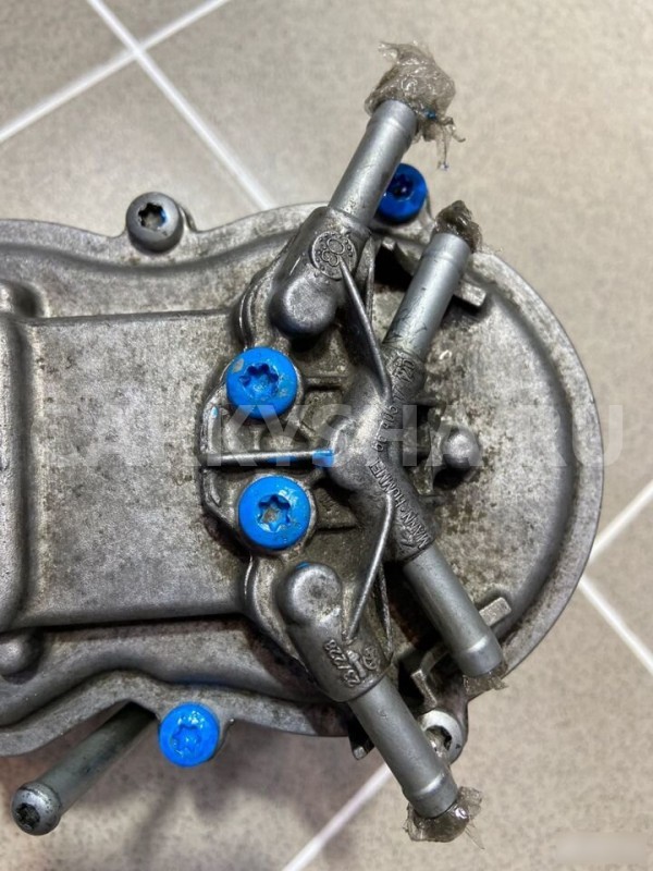 Корпус топливного фильтра Volkswagen Phaeton 2006 Volkswagen Phaeton оригинальный номер 3D0127401D