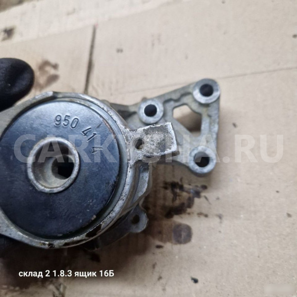 Кронштейн ролика Skoda Octavia, a4 aqy 2.0 Skoda Octavia 