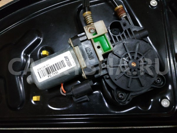 Стеклоподъемник электр. задний правый Land Rover Freelander оригинальный номер LR002211