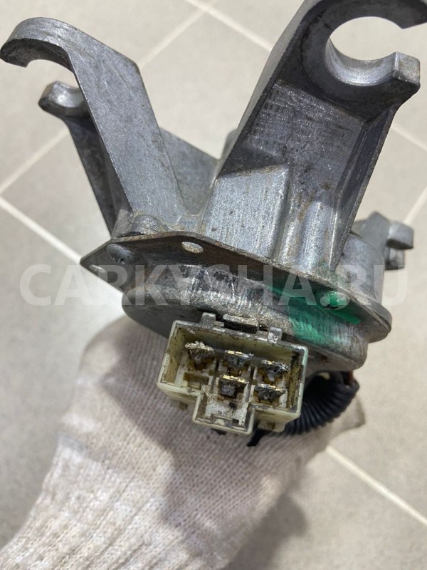 Моторчик дворников передний Nissan Sunny N14 Nissan Sunny 