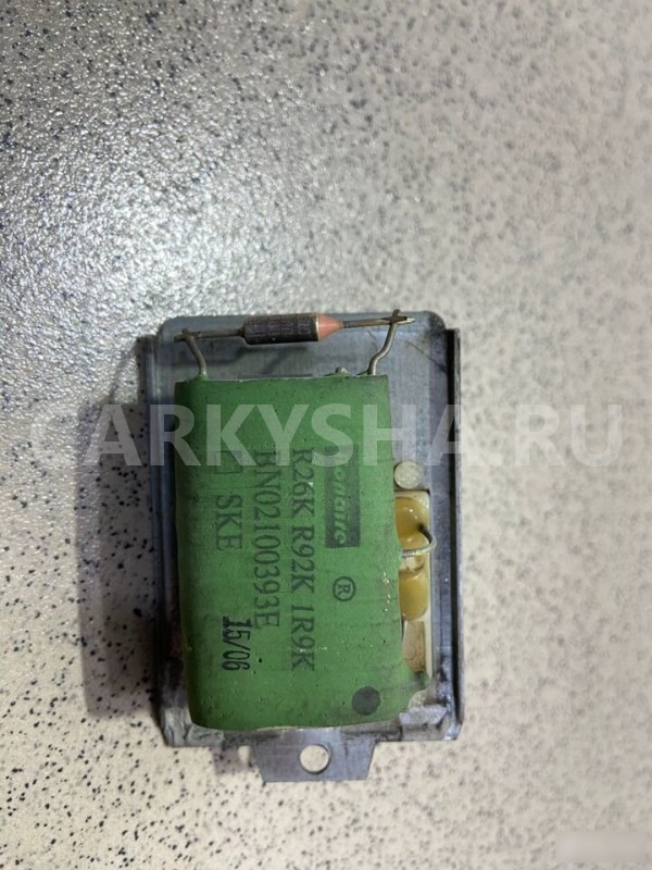 Реостат печки Chery Amulet 2006 год Chery Amulet (A15) оригинальный номер BN02100393E