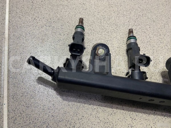 Рампа с форсунками Suzuki Alto, HA36S Suzuki Alto оригинальный номер EAT336