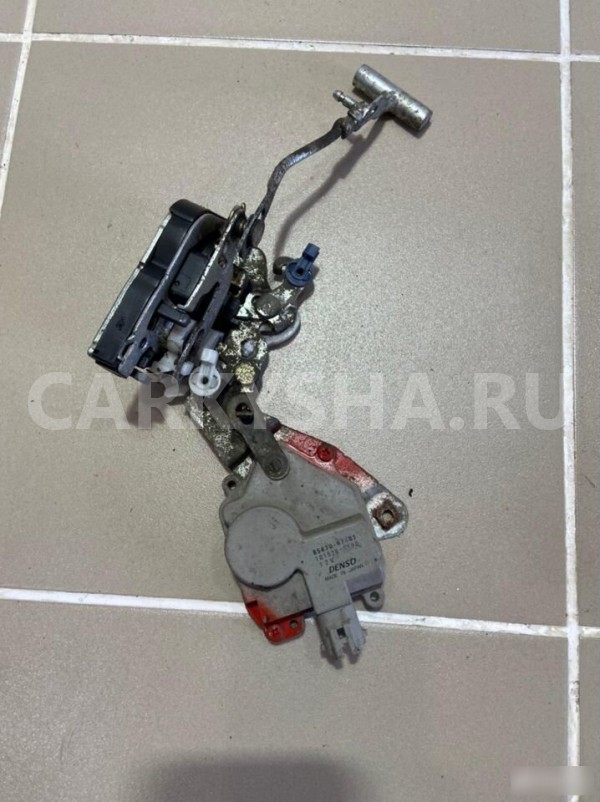Замок двери задний правый Daihatsu YRV 2002 г Daihatsu YRV оригинальный номер 8545097401