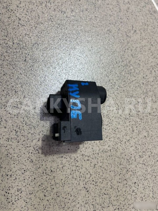 Джойстик регулировки зеркал Audi A3 1997 г Audi 200 оригинальный номер 8D0959565