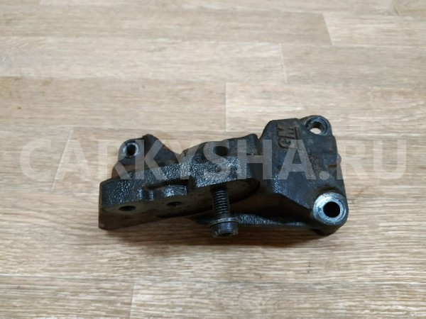 Кронштейн двигателя правый Opel Astra 