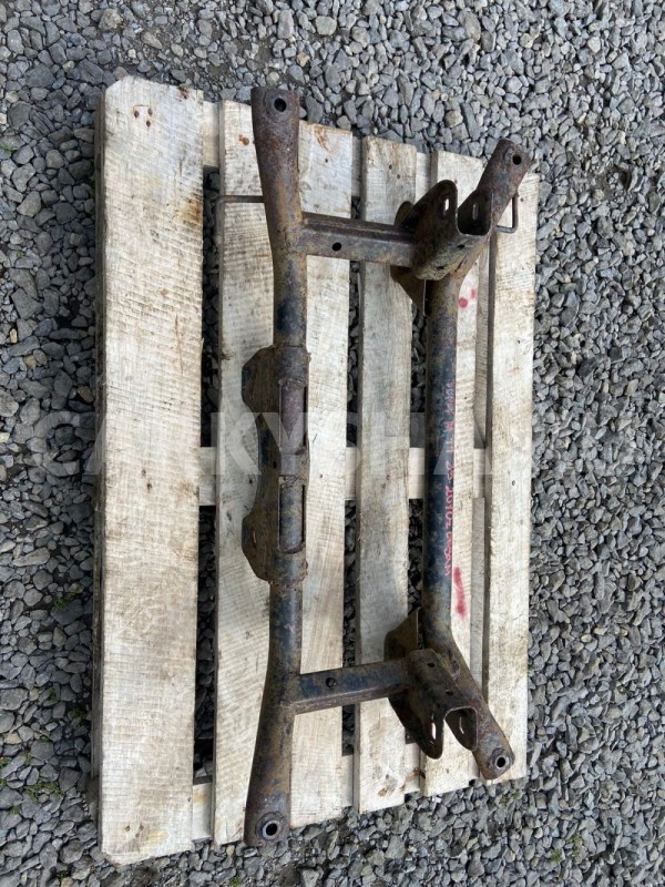 Подрамник задний Chery M11 2010 г. Chery M11 (A3) оригинальный номер 5AJM11AJ18112