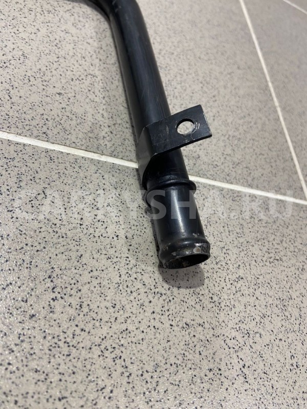 Трубка охлаж. жидкости металлическая Ауди А6 2000г Audi 200 оригинальный номер 059121065D