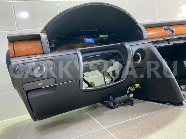 Торпеда Volkswagen Phaeton 2006 год Volkswagen Phaeton 